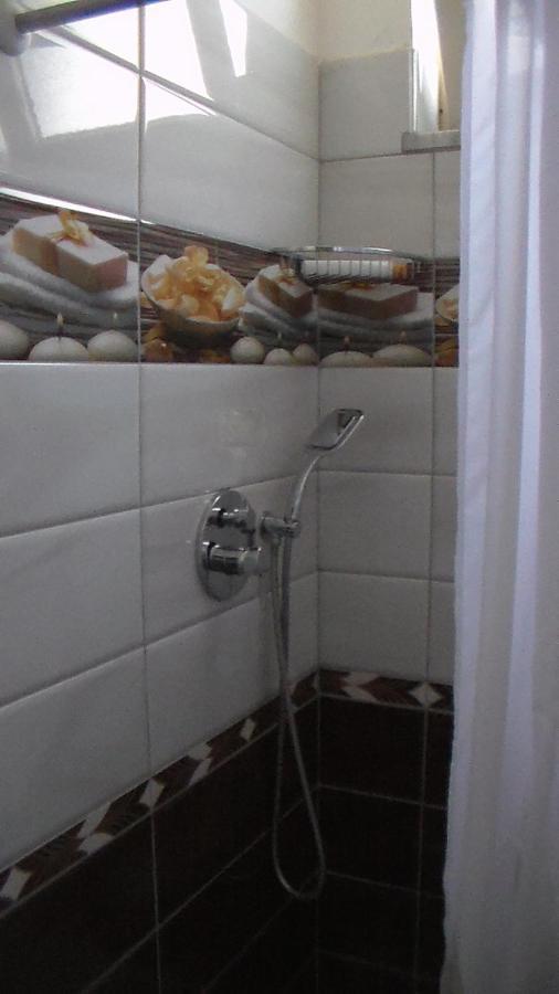Shkoder Hotel Temali Esterno foto