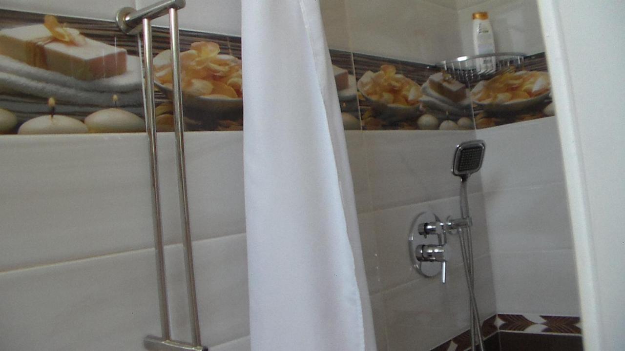 Shkoder Hotel Temali Esterno foto