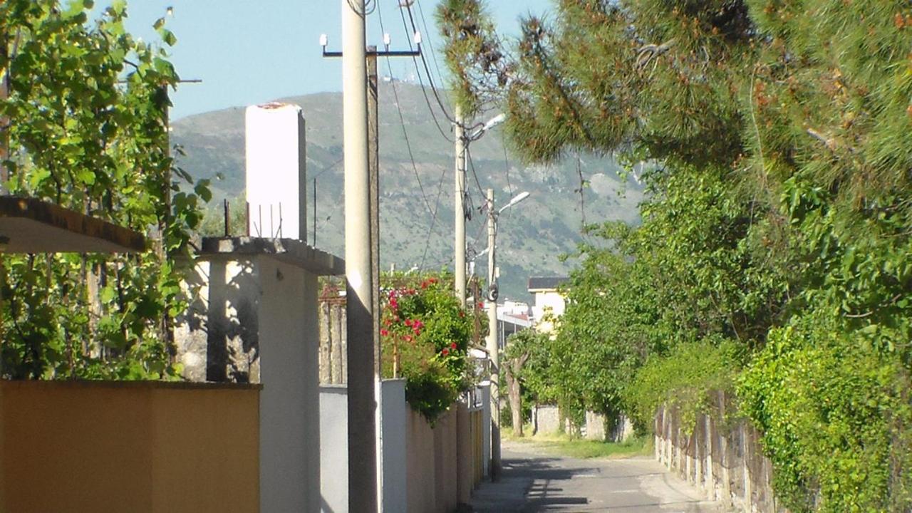 Shkoder Hotel Temali Esterno foto