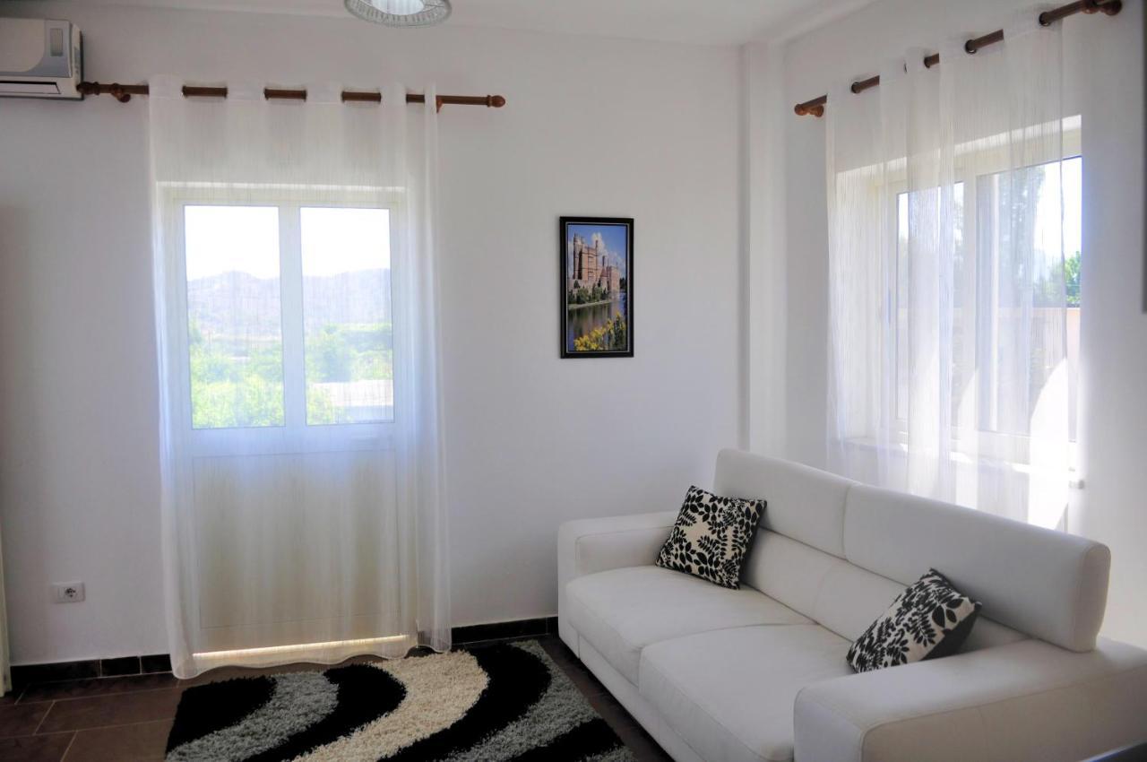 Shkoder Hotel Temali Esterno foto